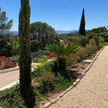 Du Belvedere - La Mer * Saint-Raphael (Var)